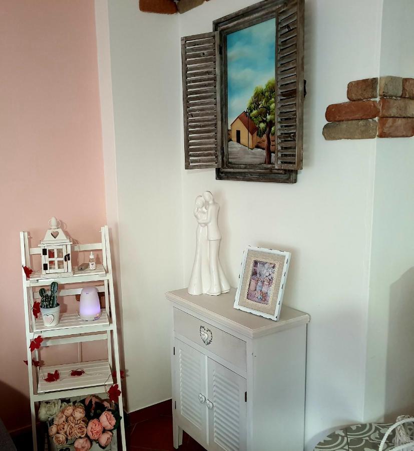 Shabby Chic Rooms Con Cucina E Giardino Privato Pomarico Экстерьер фото