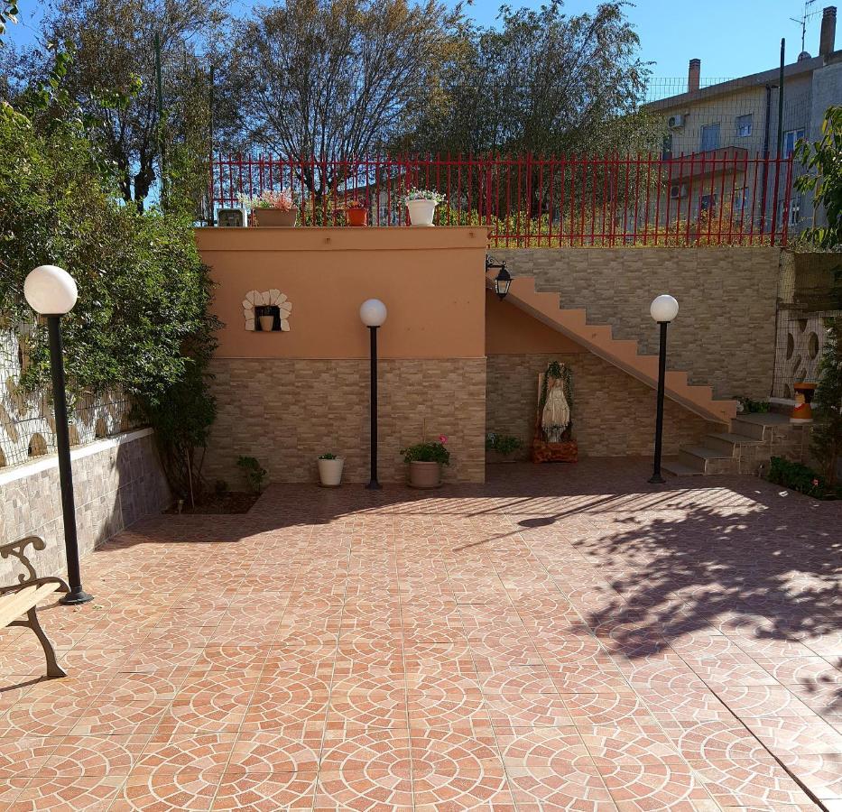 Shabby Chic Rooms Con Cucina E Giardino Privato Pomarico Экстерьер фото