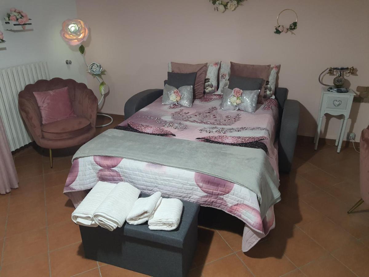 Shabby Chic Rooms Con Cucina E Giardino Privato Pomarico Экстерьер фото